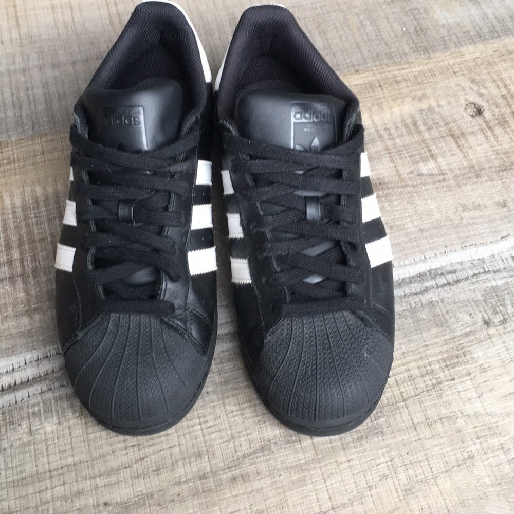 Adidas superstar BLACK